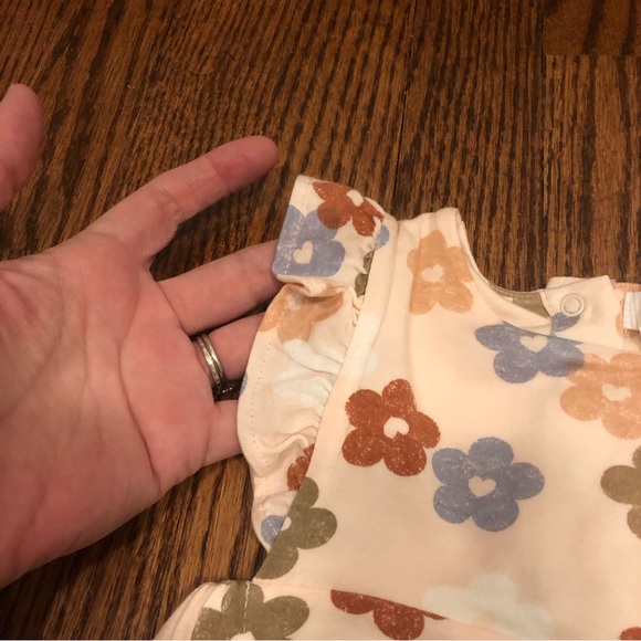 NEW | Angel Dear Floral Romper 0-3 months - Picture 7 of 9